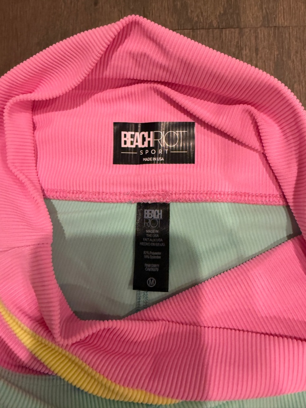 Beach Riot Set - Picture 5 of 5